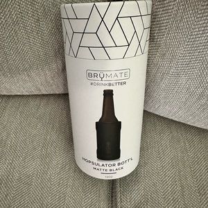 Brumate Matte Black Hopsulator Bott'l